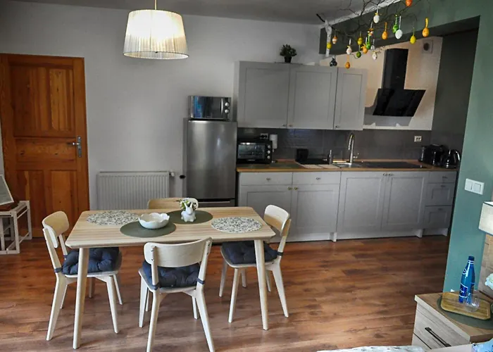 Apartamenty W Dolinie Goscina Apartment *